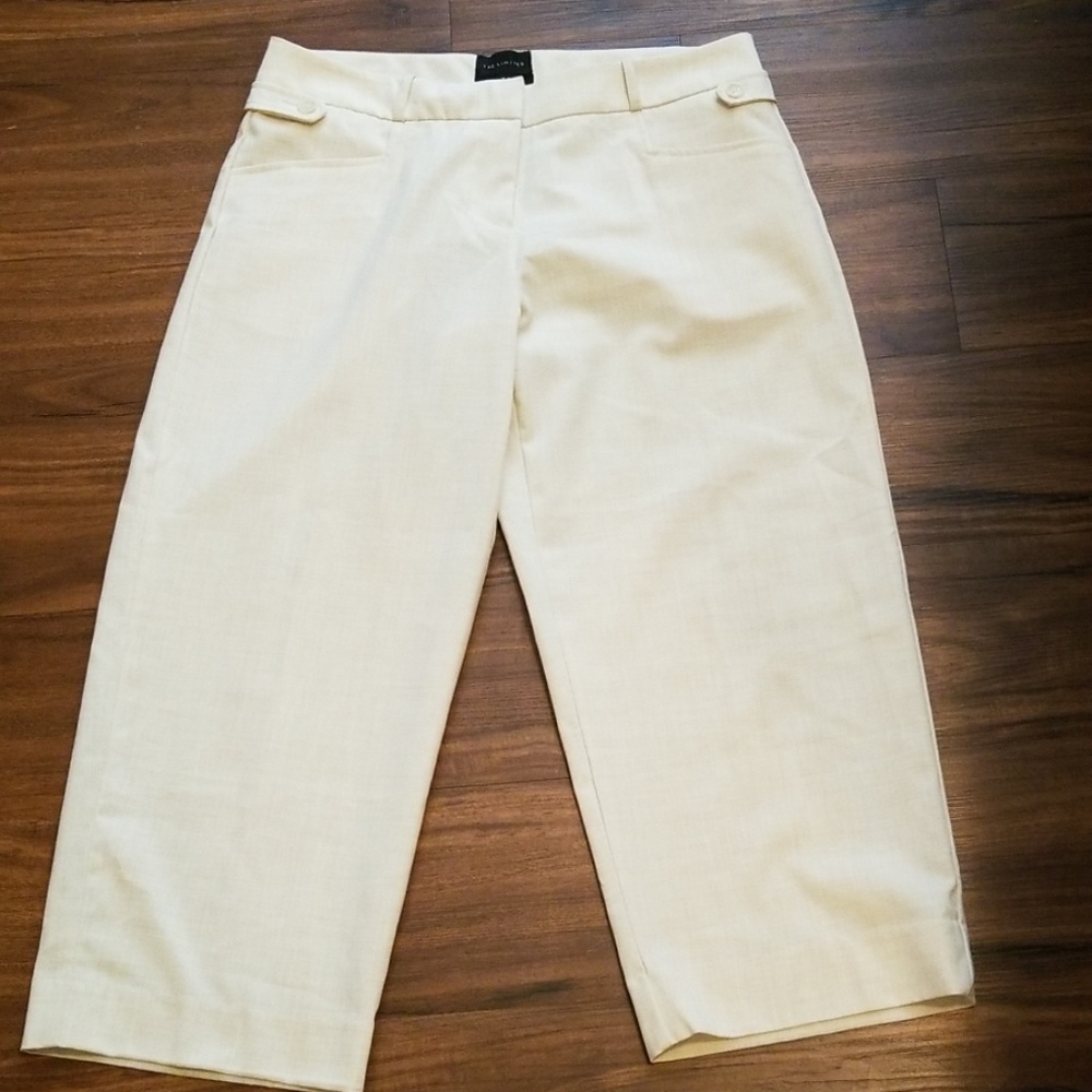 Light Khaki capris